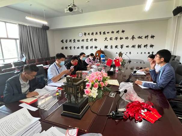 说明: https://inews.gtimg.com/newsapp_bt/0/15280479799/1000