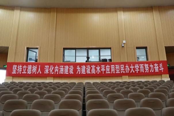 说明: https://inews.gtimg.com/newsapp_bt/0/15280477928/1000