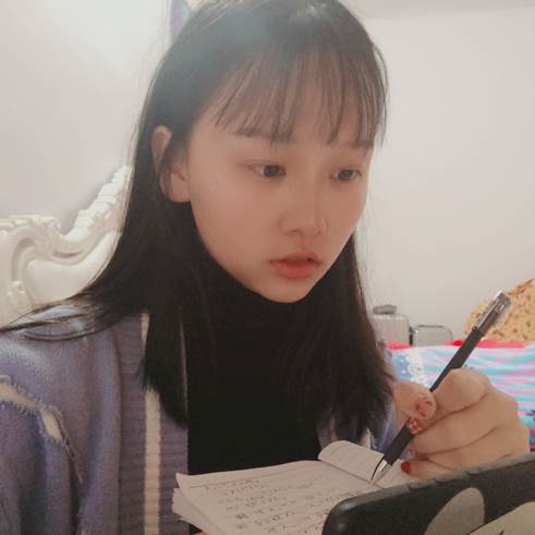 裴一霖同学在学习