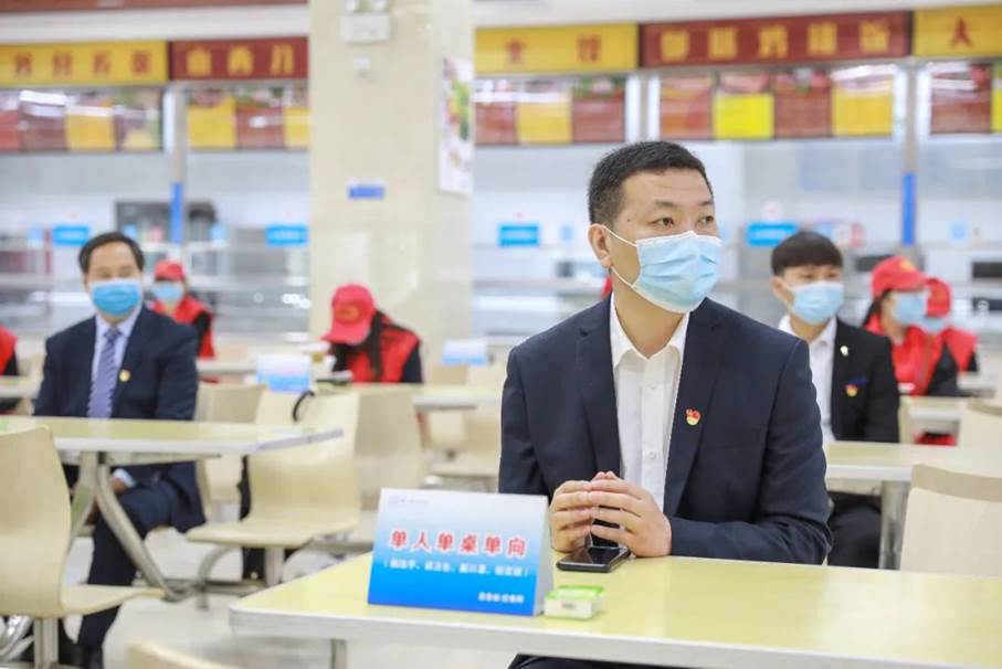 说明: https://mmbiz.qpic.cn/mmbiz_jpg/9MP1KQ8vr2mfj3eHtUibrZibfRW4ibX1ibuHkFlXylQyyyN1FIlbxOTwwrCCWwQR0XibNsXNt7HTd7xr5TfmibEKjibJQ/640?wx_fmt=jpeg&wxfrom=5&wx_lazy=1&wx_co=1