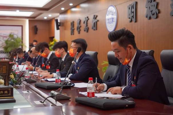 说明: 图片