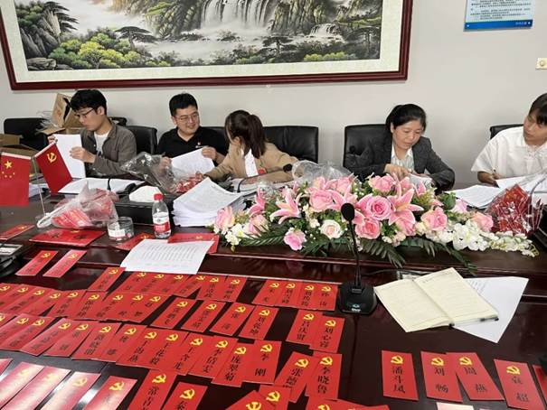 说明: https://inews.gtimg.com/newsapp_bt/0/15280479356/1000