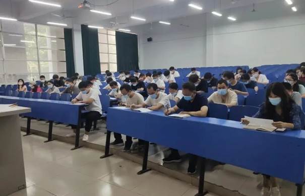 说明: 图片