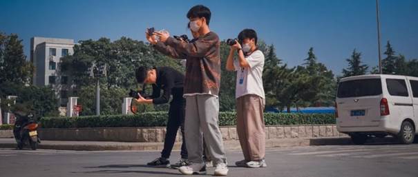 说明: https://inews.gtimg.com/newsapp_bt/0/15280481539/1000