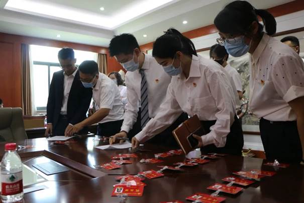 说明: 图片