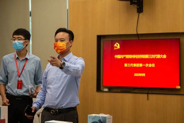 说明: https://inews.gtimg.com/newsapp_bt/0/15280477195/1000