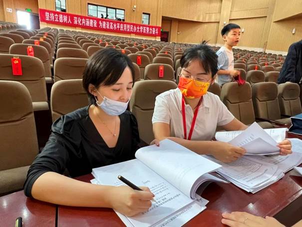 说明: https://inews.gtimg.com/newsapp_bt/0/15280479994/1000