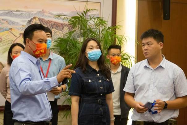 说明: https://inews.gtimg.com/newsapp_bt/0/15280477193/1000