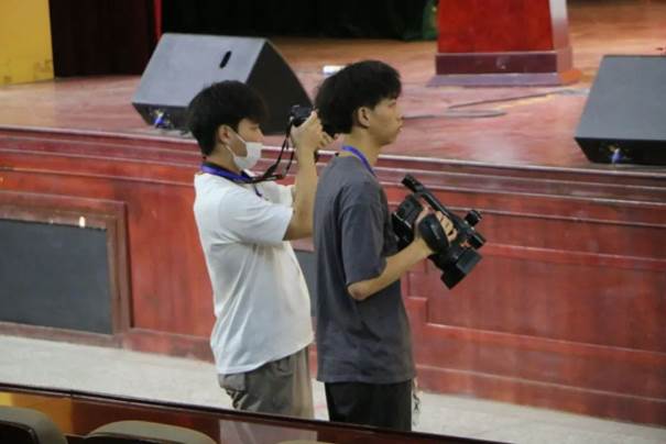说明: https://inews.gtimg.com/newsapp_bt/0/15280481447/1000