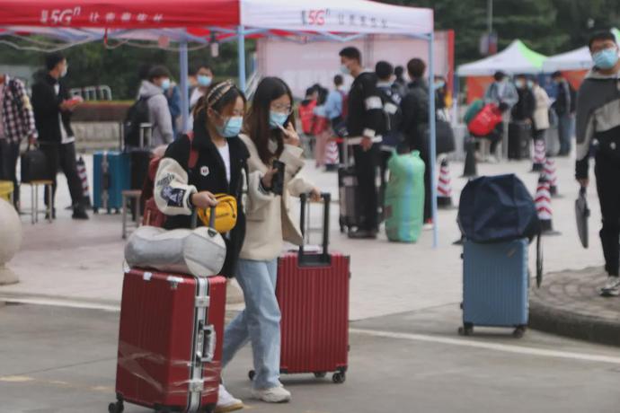 说明: https://nimg.ws.126.net/?url=http%3A%2F%2Fdingyue.ws.126.net%2F2021%2F1013%2Fef5973bbj00r0wh950024c000u000k0m.jpg&thumbnail=690x10000&quality=75&type=jpg