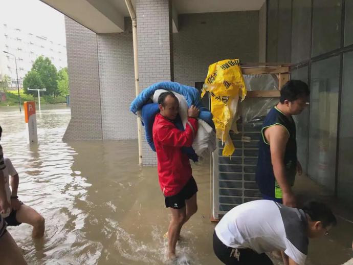 说明: https://nimg.ws.126.net/?url=http%3A%2F%2Fdingyue.ws.126.net%2F2021%2F0723%2Fe938db70j00qwp91o002sc000u000mim.jpg&thumbnail=690x2147483647&quality=75&type=jpg