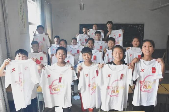 说明: https://nimg.ws.126.net/?url=http%3A%2F%2Fdingyue.ws.126.net%2F2020%2F0528%2Fb6195c01j00qb0r5b003fc000u000k0m.jpg&thumbnail=690x2147483647&quality=75&type=jpg