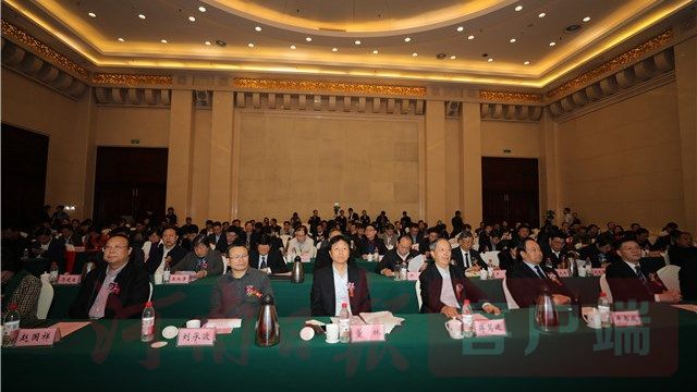 说明: http://content.henandaily.cn/uploadfile/2019/0427/1556338773457694.jpg