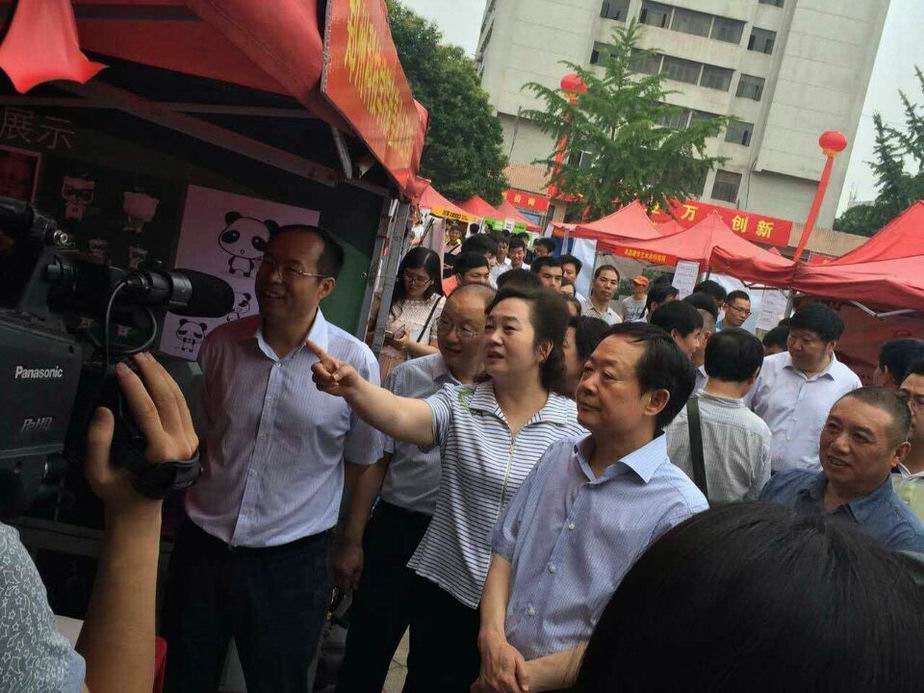 调整大小 4.jpg 调整大小 4.jpg