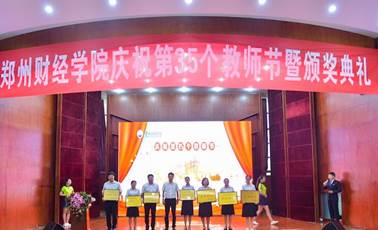 说明: https://mmbiz.qpic.cn/mmbiz_png/0ITRAQpu00VicOam9xwR1rtpSnoqRriakYmrOcyYiaREEKgsUXOTyo0uS8mMFx5XWdOicia5JEgjhqTbUcvjcoRWrmg/640?wx_fmt=png&wxfrom=5&wx_lazy=1&wx_co=1