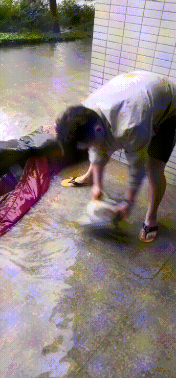 说明: http://dingyue.ws.126.net/2021/0723/20f5895fg00qwp91q01ahc000a000lgm.gif