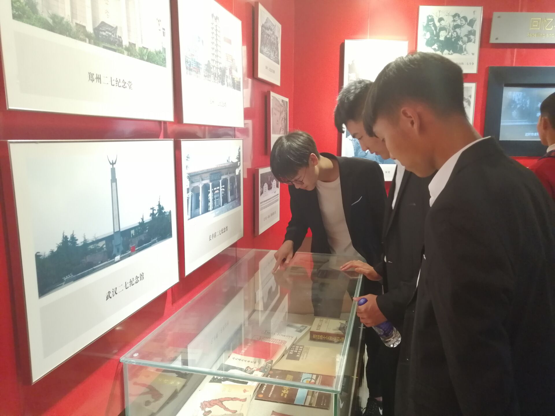 QQ图片20190417215347.jpg QQ图片20190417215347.jpg