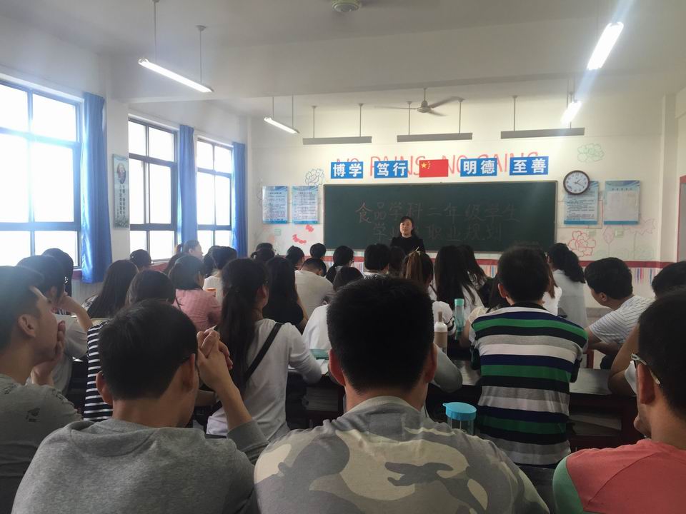 调整大小 专业教育.jpg 调整大小 专业教育.jpg