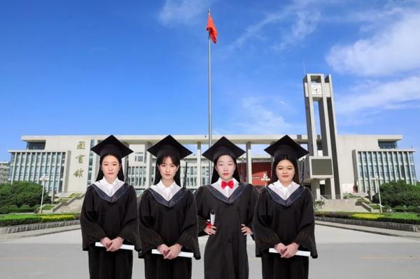 说明: https://rmfile.dahe.cn/image/jpeg/20200518/1589775522745570.jpg?imageMogr2/auto-orient/strip/interlace/1/thumbnail/600%3E/format/jpg