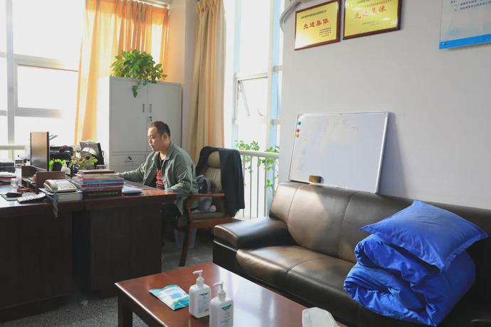 说明: https://nimg.ws.126.net/?url=http%3A%2F%2Fdingyue.ws.126.net%2F2021%2F1121%2F6f5a74b2j00r2x5fq0024c000u000k0m.jpg&thumbnail=690x10000&quality=75&type=jpg