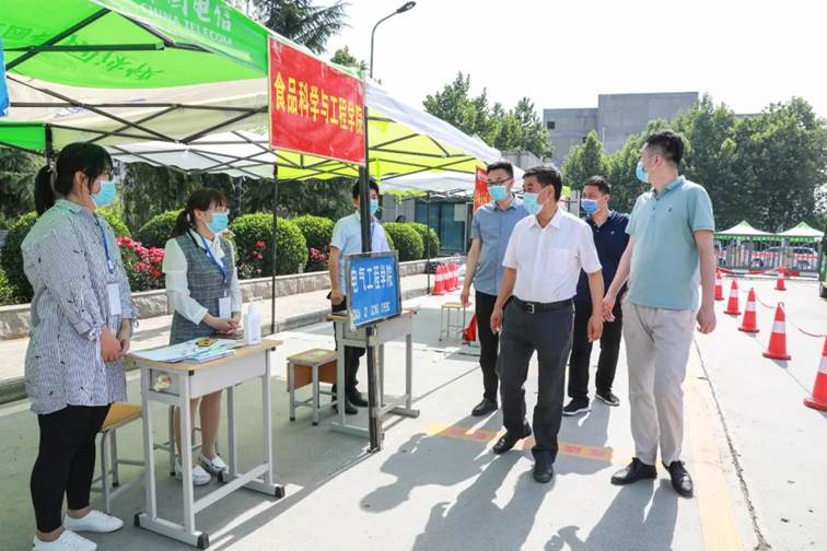 说明: https://mmbiz.qpic.cn/mmbiz_jpg/9MP1KQ8vr2lYMMMFicb17893Qa6ibqKrrn9PyBC9GvIbia3SElbEibBuKHyibrrM7tJiaBwx03Ydeuq0abFj3tnfXOdg/640?wx_fmt=jpeg&wxfrom=5&wx_lazy=1&wx_co=1