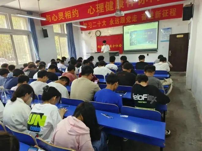 说明: https://nimg.ws.126.net/?url=http%3A%2F%2Fcms-bucket.ws.126.net%2F2023%2F0913%2Ff1c407b0j00s0wh230033c000u000mic.jpg&thumbnail=660x2147483647&quality=80&type=jpg