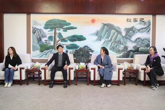 说明: https://www.zit.edu.cn/__local/0/BE/F9/5F72BF3D2CD0E9671F1B2A21207_3F5422AE_16839.jpg