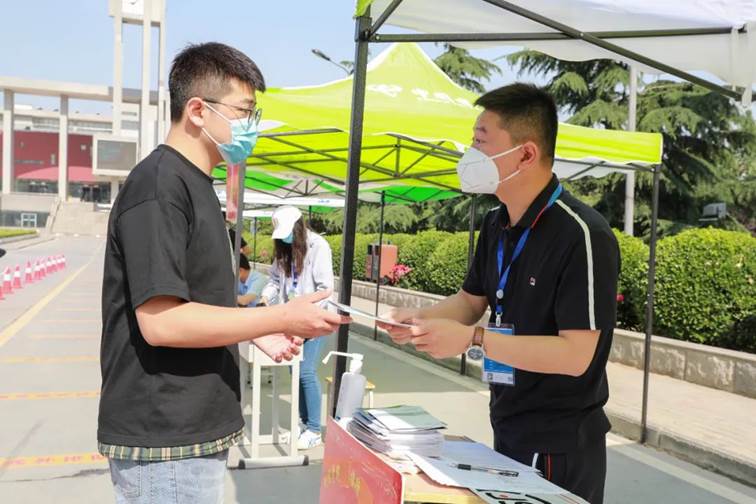 说明: https://mmbiz.qpic.cn/mmbiz_jpg/9MP1KQ8vr2lYMMMFicb17893Qa6ibqKrrncJZ2DD2nr2GnBiaAgUJXGCtptHoCiaOgcbpcSgU74quJNSicDxIsrhAZw/640?wx_fmt=jpeg&wxfrom=5&wx_lazy=1&wx_co=1