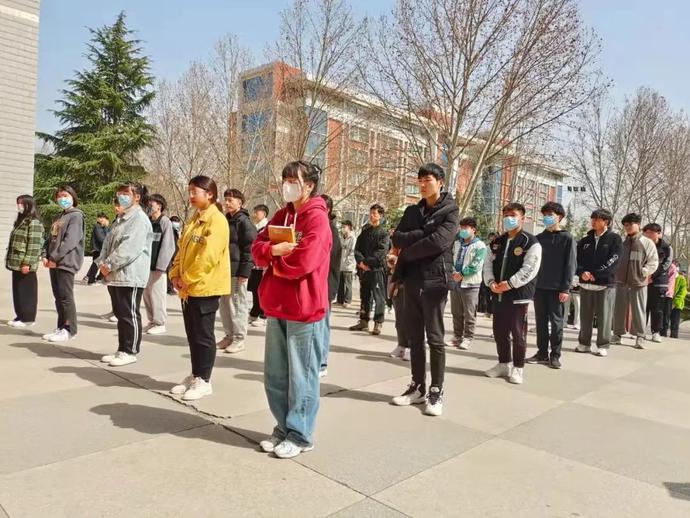 说明: https://nimg.ws.126.net/?url=http%3A%2F%2Fdingyue.ws.126.net%2F2022%2F0307%2Ff34ecba1j00r8cobg0054c000u000mim.jpg&thumbnail=690x10000&quality=75&type=jpg