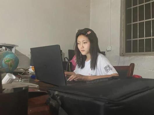 说明: https://nimg.ws.126.net/?url=http%3A%2F%2Fdingyue.ws.126.net%2F2021%2F0728%2Fa25e8856j00qwxk3s001dc000u000mim.jpg&thumbnail=690x2147483647&quality=75&type=jpg