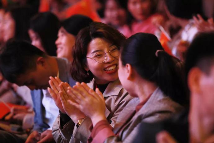 说明: https://nimg.ws.126.net/?url=http%3A%2F%2Fdingyue.ws.126.net%2F1Y5OW%3DW1UHXq5eUlejzSSxqQblxbKthTVdyWdHrRDUNHF1571889227661.jpg&thumbnail=690x2147483647&quality=75&type=jpg