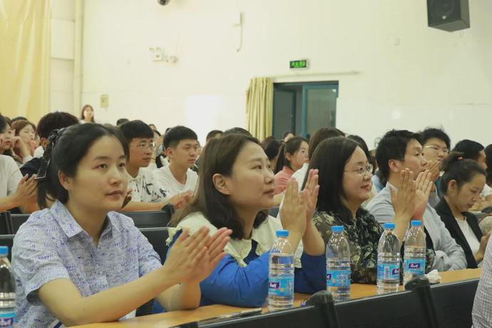 说明: https://nimg.ws.126.net/?url=http%3A%2F%2Fdingyue.ws.126.net%2F2021%2F0521%2Fb8da18cbj00qtfms2002cc000u000k0m.jpg&thumbnail=690x2147483647&quality=75&type=jpg