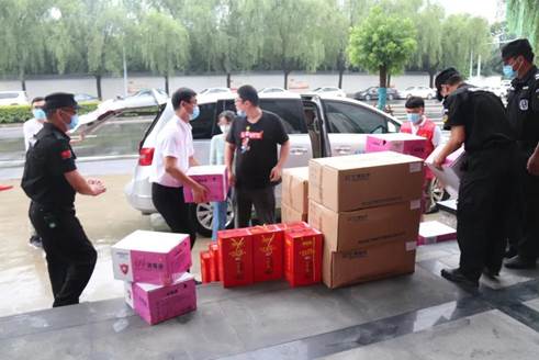 说明: 这就是厅长点名的河南教育铁军“志愿红”