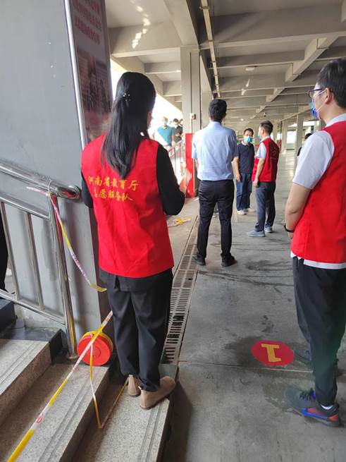 说明: 这就是厅长点名的河南教育铁军“志愿红”