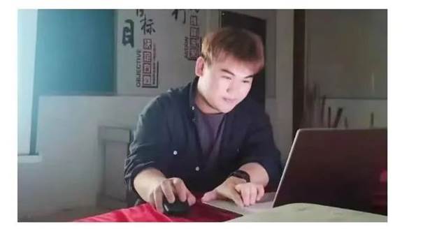 说明: 郑州科技学院青年通讯社荣获“河南省文明社团”荣誉称号