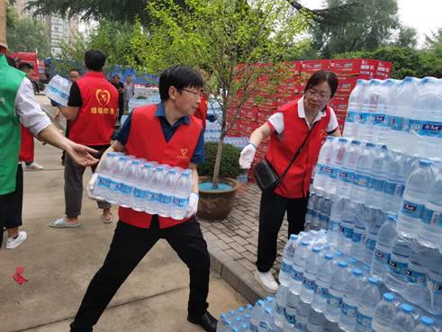 说明: 这就是厅长点名的河南教育铁军“志愿红”