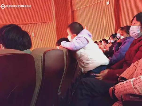 说明: https://nimg.ws.126.net/?url=http%3A%2F%2Fdingyue.ws.126.net%2F2021%2F1203%2Fbf83d71aj00r3irrl0029c000rs00kum.jpg&thumbnail=690x10000&quality=75&type=jpg