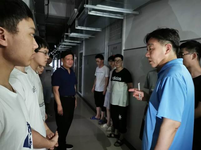 说明: 图片