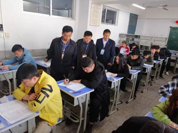 说明: https://mmbiz.qpic.cn/mmbiz_jpg/lSXTeSzNmDEPelib8WlLD0pN4GhZPiauE4VMe4Uvclwcl5HDJ7rjrCd1DjJNdNnnBI0ANrx58sU6Z87IDrE2aSOg/640?wx_fmt=jpeg&wxfrom=5&wx_lazy=1&wx_co=1