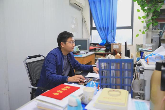说明: https://nimg.ws.126.net/?url=http%3A%2F%2Fdingyue.ws.126.net%2F2021%2F1121%2Feddfe48fj00r2x5fq0020c000u000k0m.jpg&thumbnail=690x10000&quality=75&type=jpg