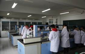 分析化学实验室2.JPG 分析化学实验室2.JPG