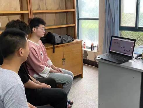 说明: 图片