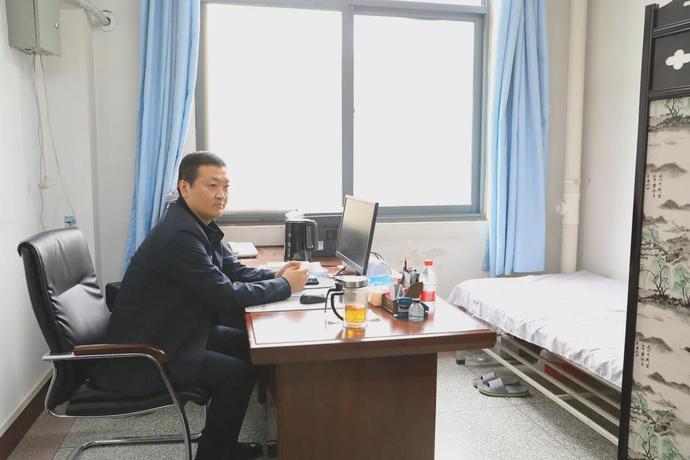 说明: https://nimg.ws.126.net/?url=http%3A%2F%2Fdingyue.ws.126.net%2F2021%2F1121%2F6e6b993bj00r2x5fq0026c000u000k0m.jpg&thumbnail=690x10000&quality=75&type=jpg