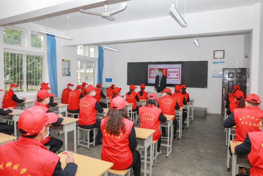 说明: https://mmbiz.qpic.cn/mmbiz_jpg/9MP1KQ8vr2mfj3eHtUibrZibfRW4ibX1ibuHVVdpicddyfxhZ8puHff3Nib4IlkWGl1ib1icxYAcceibwCibktOqYZn9LV7A/640?wx_fmt=jpeg&wxfrom=5&wx_lazy=1&wx_co=1