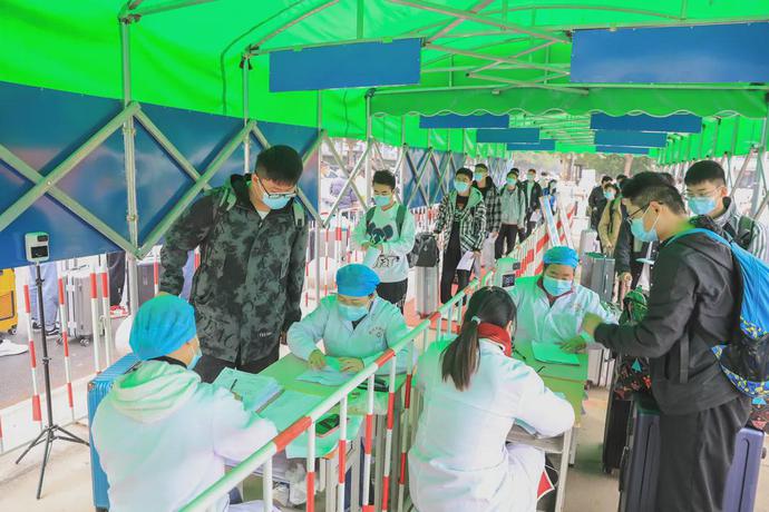 说明: https://nimg.ws.126.net/?url=http%3A%2F%2Fdingyue.ws.126.net%2F2021%2F1013%2Fafb68d34j00r0wh95003jc000u000k0m.jpg&thumbnail=690x10000&quality=75&type=jpg