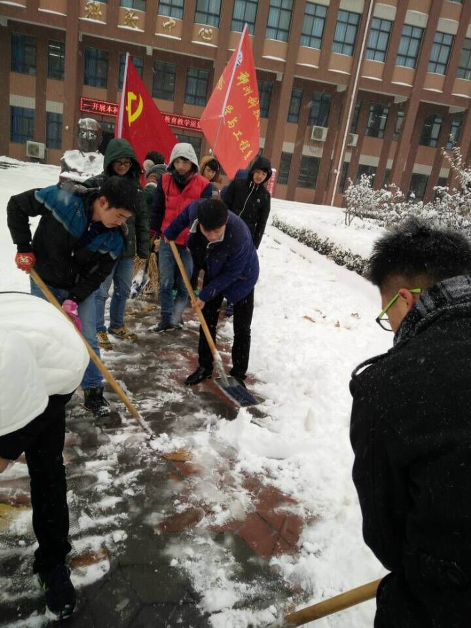 QQ图片20151124175130.jpg QQ图片20151124175130.jpg