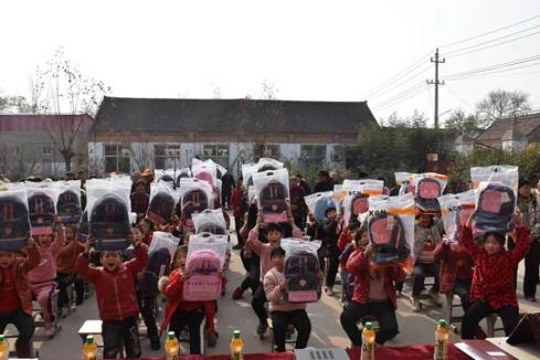 说明: C:\Users\ADMINI~1\AppData\Local\Temp\WeChat Files\c64b64fc3df3064025aded6b94fdbda.jpg
