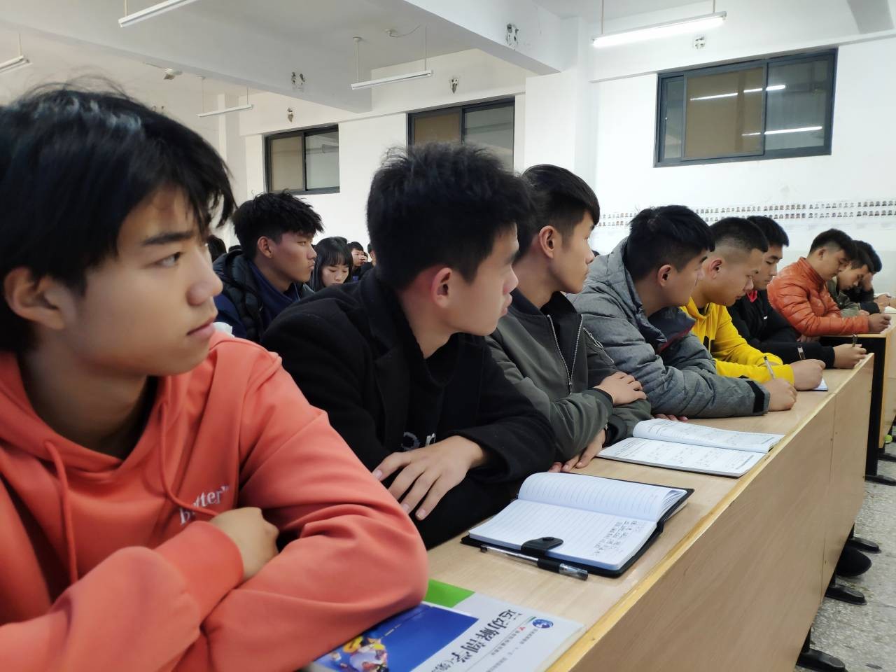 微信图片_20191118232050.jpg 微信图片_20191118232050.jpg