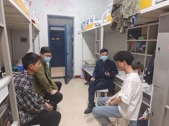 说明: https://nimg.ws.126.net/?url=http%3A%2F%2Fdingyue.ws.126.net%2F2022%2F0521%2F0c9388f0j00rc7ktn0034c000u000mim.jpg&thumbnail=690x10000&quality=75&type=jpg