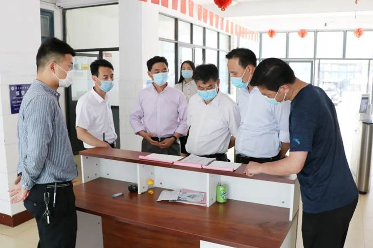 说明: https://mmbiz.qpic.cn/mmbiz_jpg/9MP1KQ8vr2lYMMMFicb17893Qa6ibqKrrnbeBQzicvVeFFtw4WSl8EkBSqB0H01M3ATIIveE6c1iaMPIYpXibVy8iaDQ/640?wx_fmt=jpeg&wxfrom=5&wx_lazy=1&wx_co=1